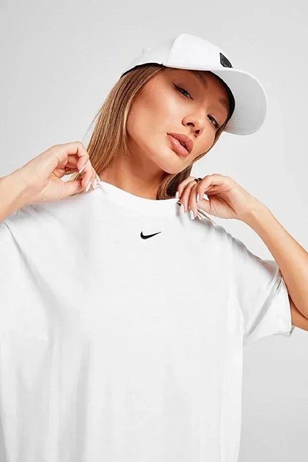 Женская футболка с вышивкой Nike, White — фото 4