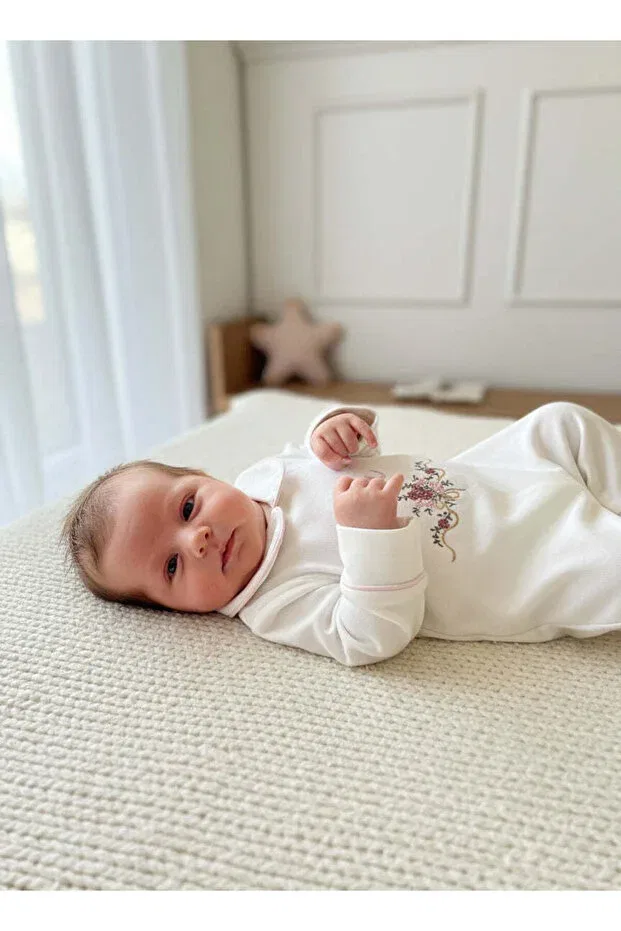 Детский комплект для новорожденных для девочек хлопковый Babiesfirst, White — фото 2