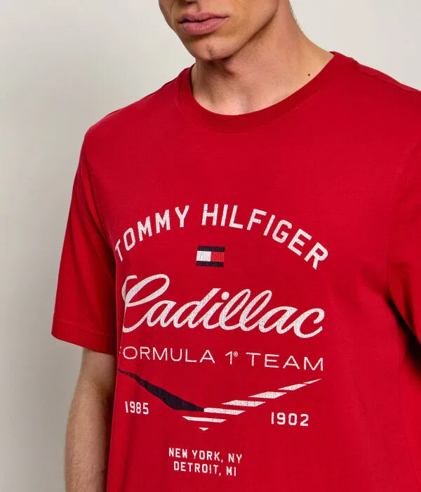 Мужская футболка Tommy Hilfiger X Cadillac Formula 1 Team Regular Fit, красный — фото 4