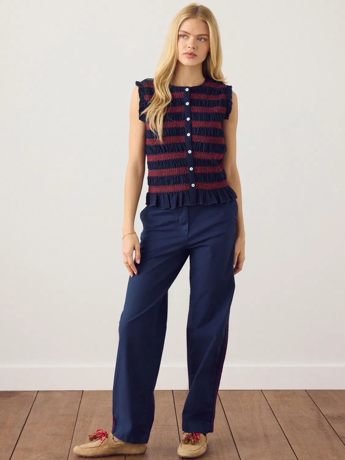 Топ без рукавов с защипами, модель Navy Blue/Red Shirred Sleeveless Button Through Top Next, темно-синий/красный — фото 2