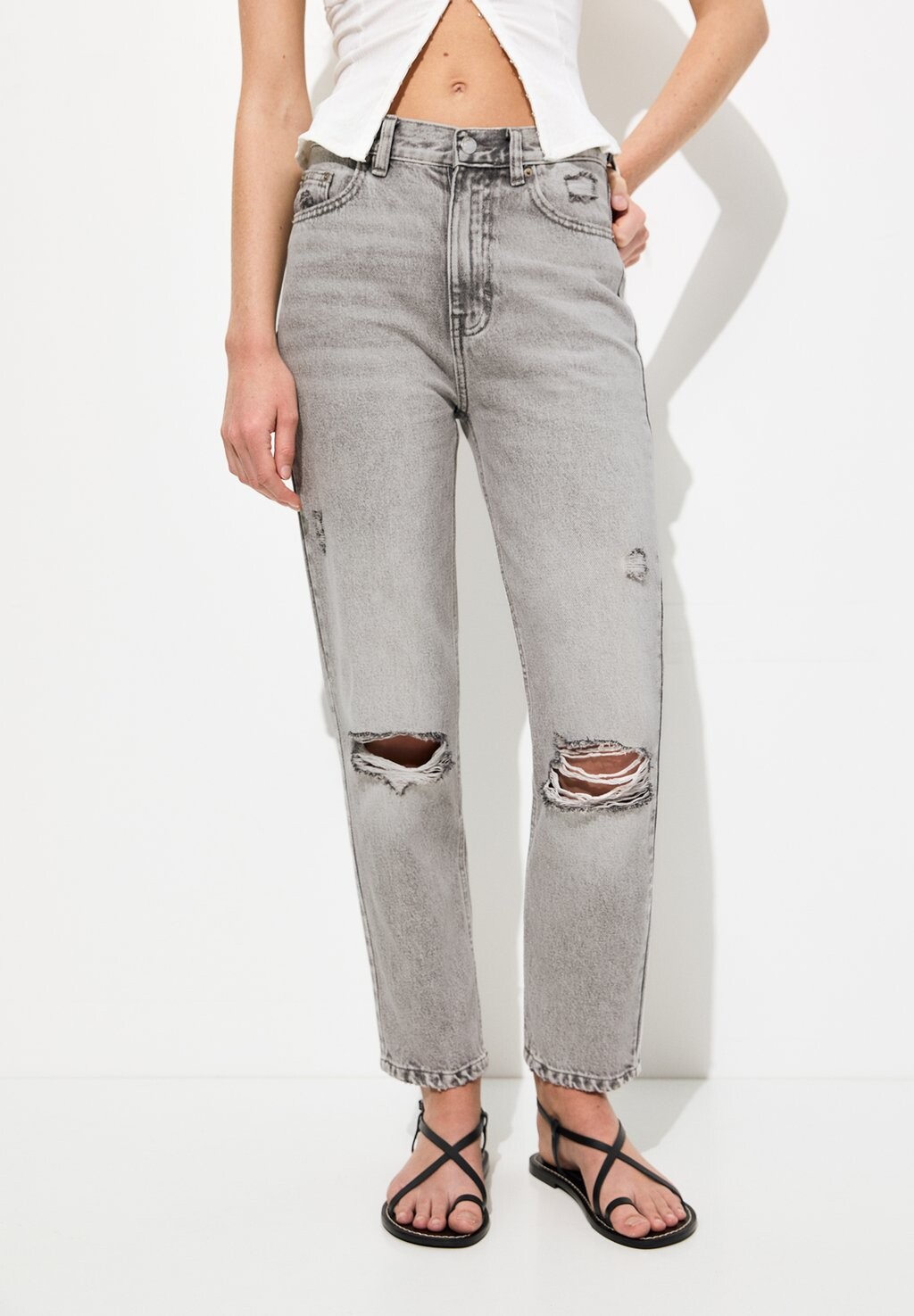 

Джинсы прямого кроя RIPPED PULL&BEAR, серый