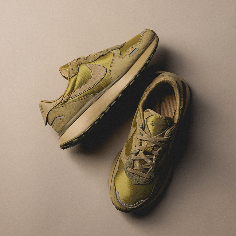 

Кроссовки Wmns Phoenix Waffle Nike, зеленый