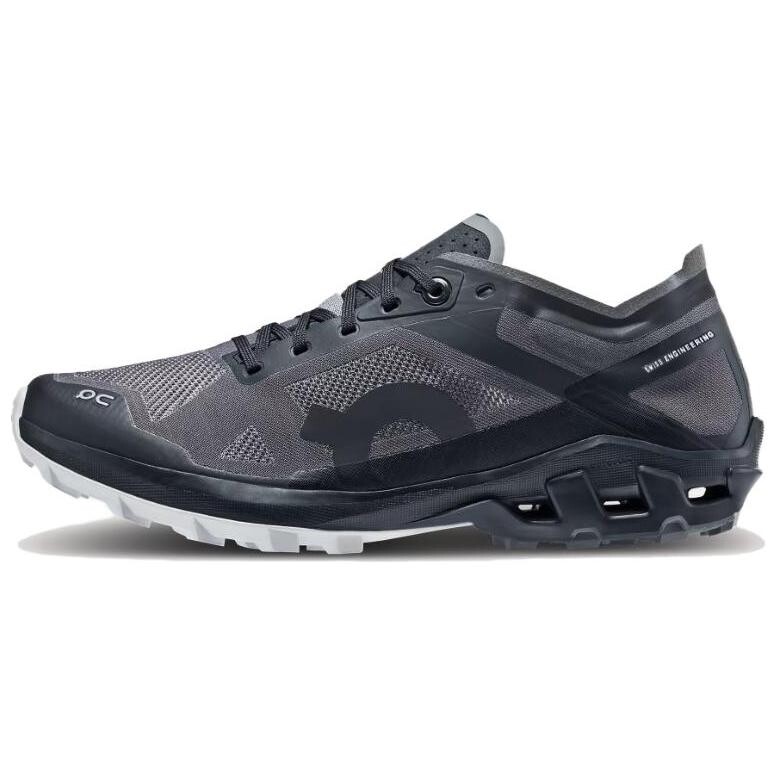 

Кроссовки женские Cloudventure Peak 3 Low Top Black On