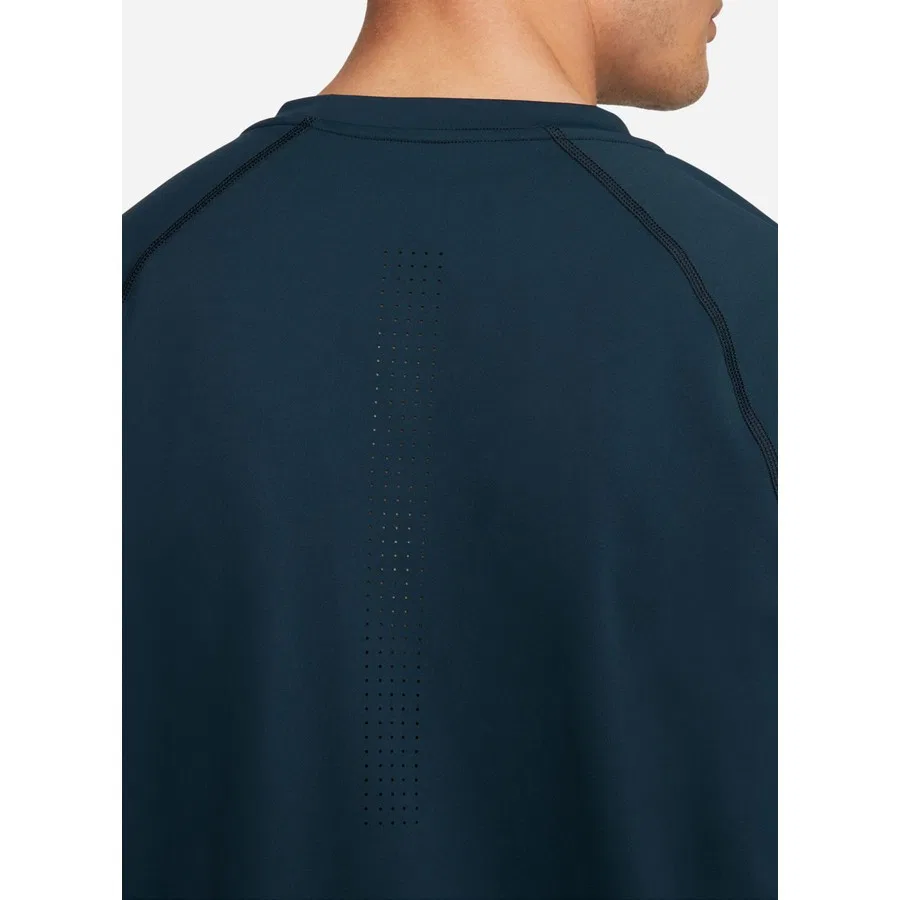 Спортивная футболка с круглым вырезом Nike DQ4818-454, Синий — фото 4