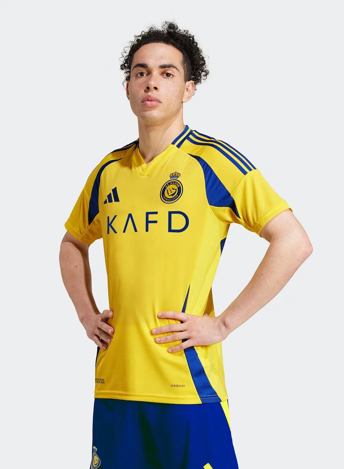Футболка с V-образным вырезом Adidas, желтый