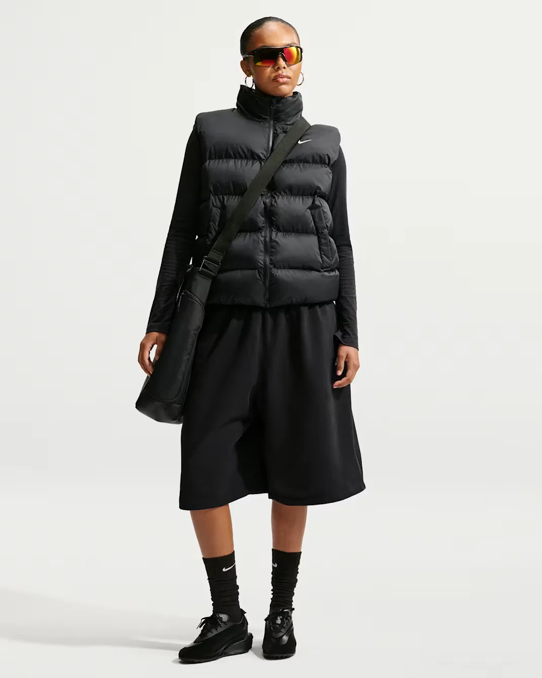 Женский терможилет Therma-FIT Nike Sportswear, Black/Sail — фото 4