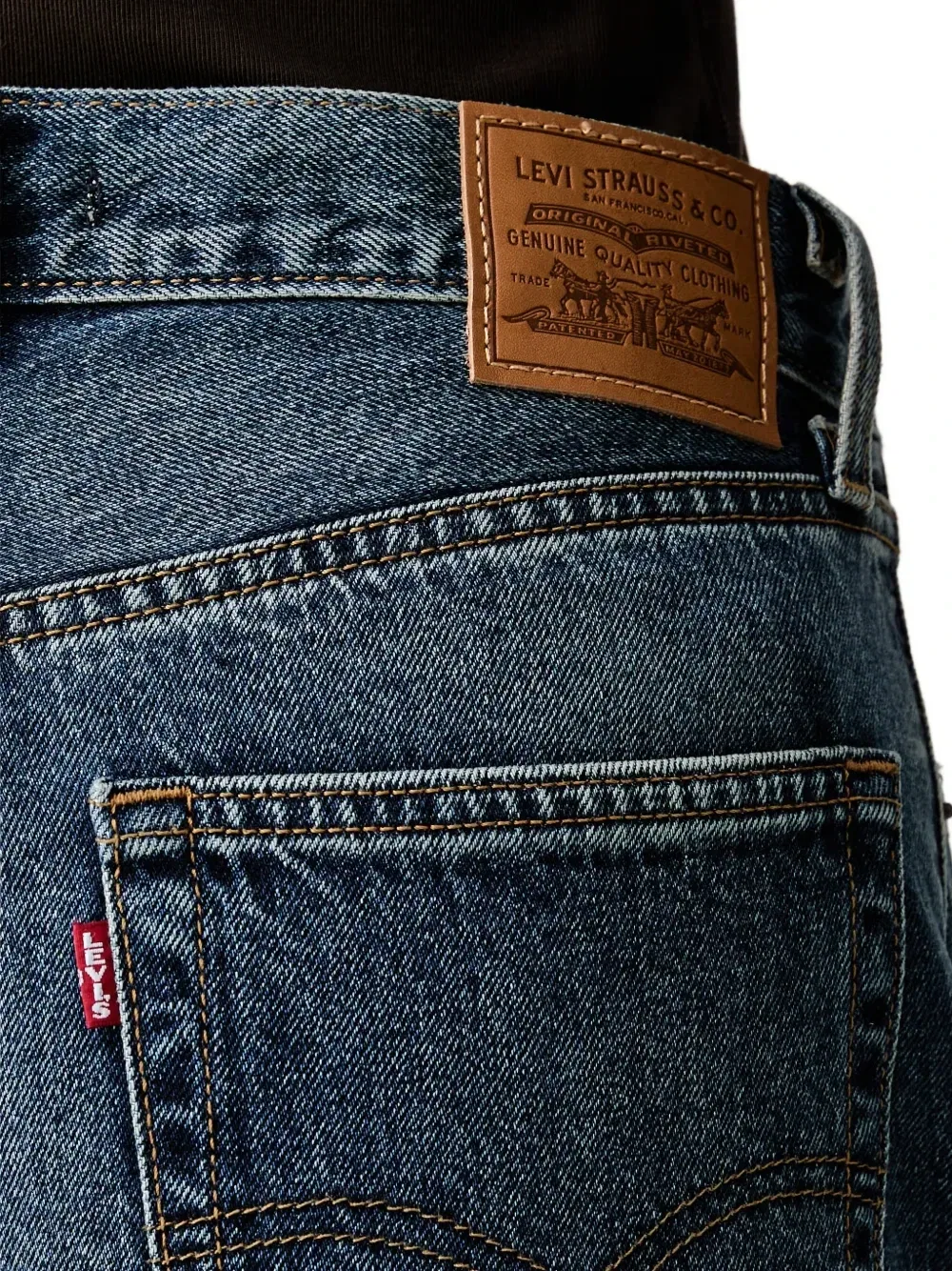Широкие джинсы с потертостями Levi's, синий — фото 2