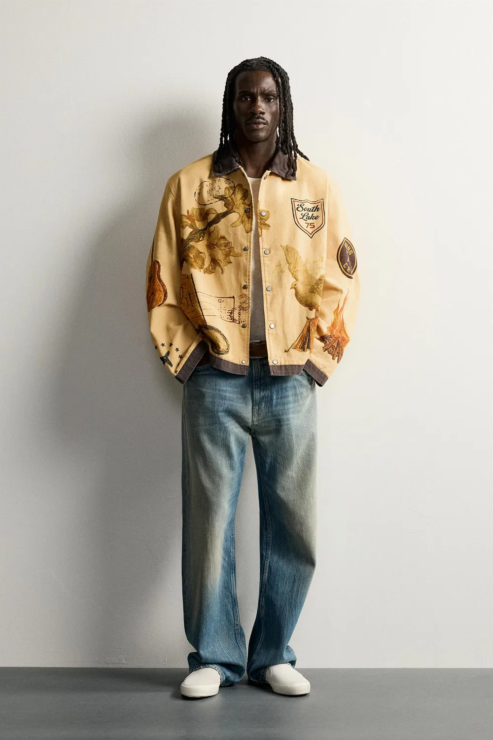 Куртка свободного кроя с контрастным принтом. ZARA, Mustard
