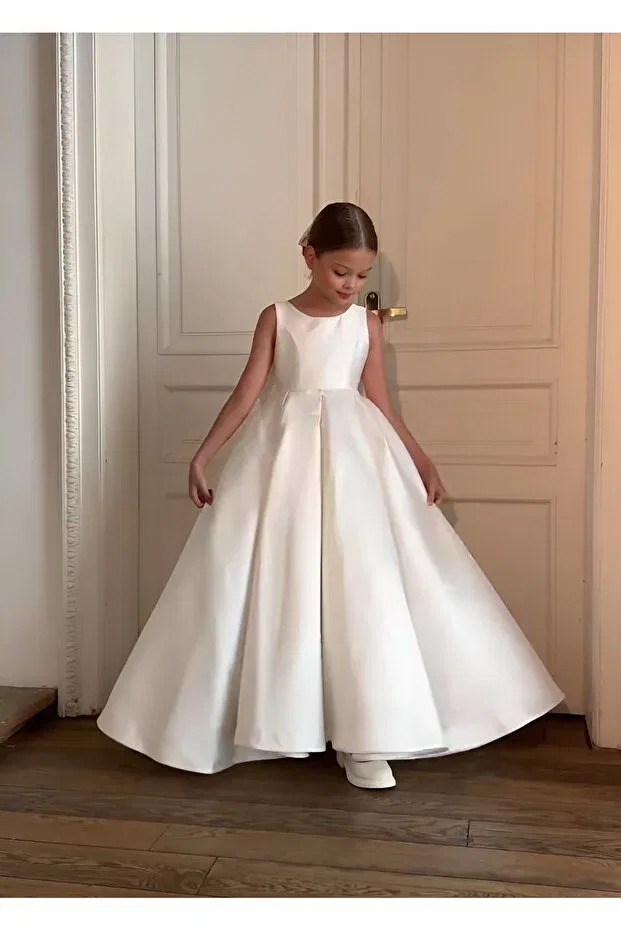 Детское платье для девочек сатиновое с бантом Egolika Kids, White