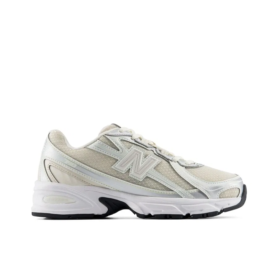 Кроссовки New Balance '740' бежевого цвета — фото 2