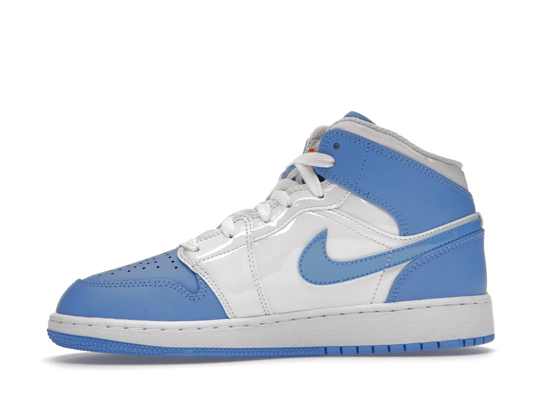 Детские кроссовки с принтом Jordan 1 Mid Sneaker School Game Winner (GS) Jordan, White/Starfish/University Blue — фото 3