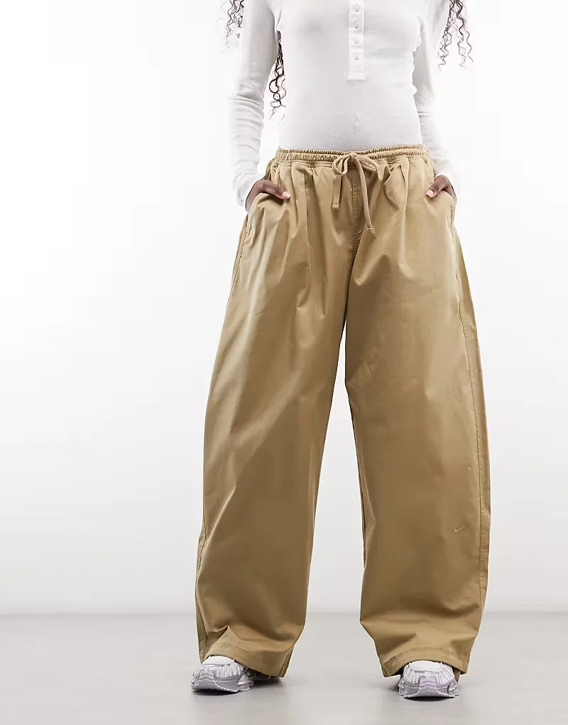 Брюки Nike Street utility из тканого материала оверсайз, бежевый