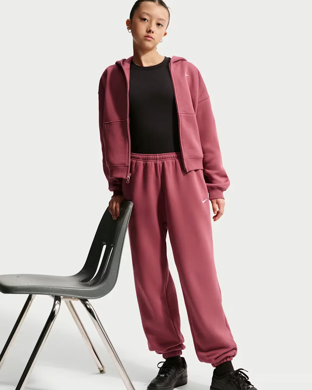 Свободные брюки для девочек Nike Sportswear Studio Fleece, Pink Smoke/White — фото 4