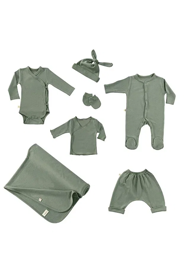 Детский комплект для новорожденных хлопковый Plum Newborn Hospital Discharge Set Tinylamb, Khaki Green