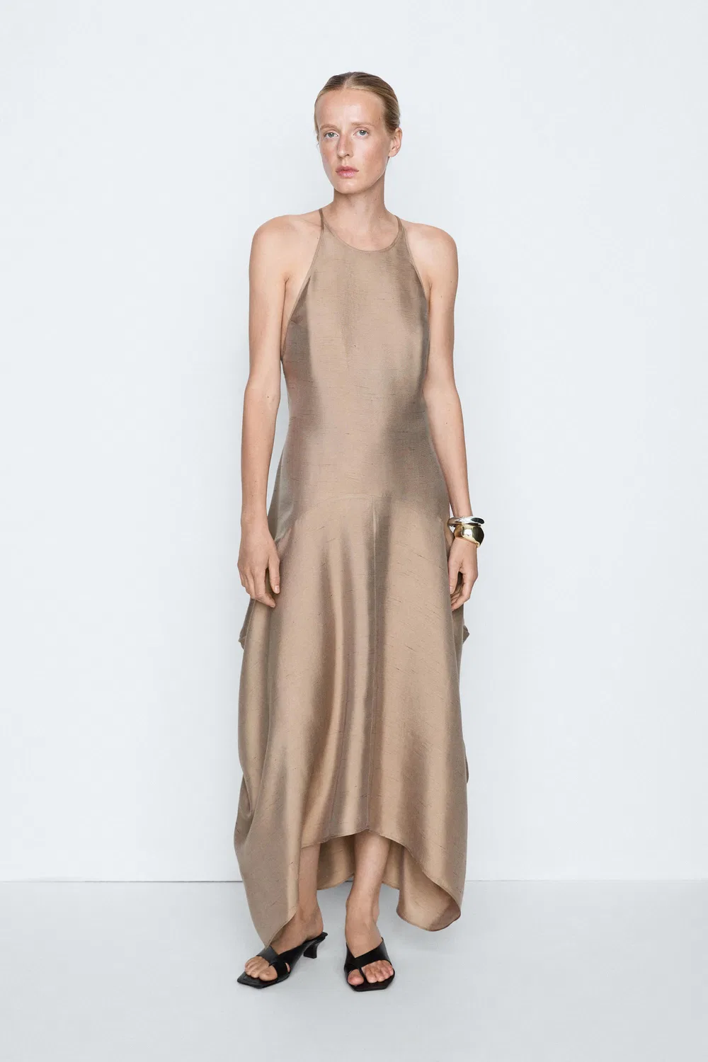 Платье Massimo Dutti, струящееся атласное платье с бретелькой через шею, коричневый
