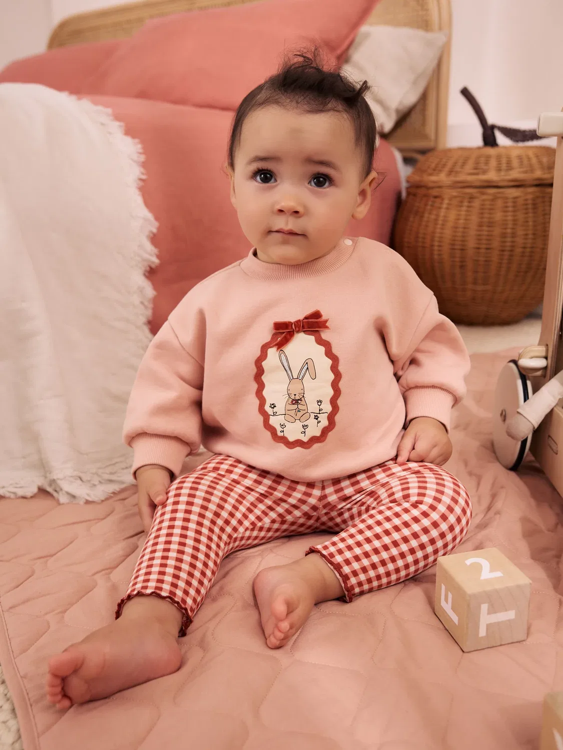 Next Комплект из спортивного топа и леггинсов Pink Bunny (0 мес.-2 года)