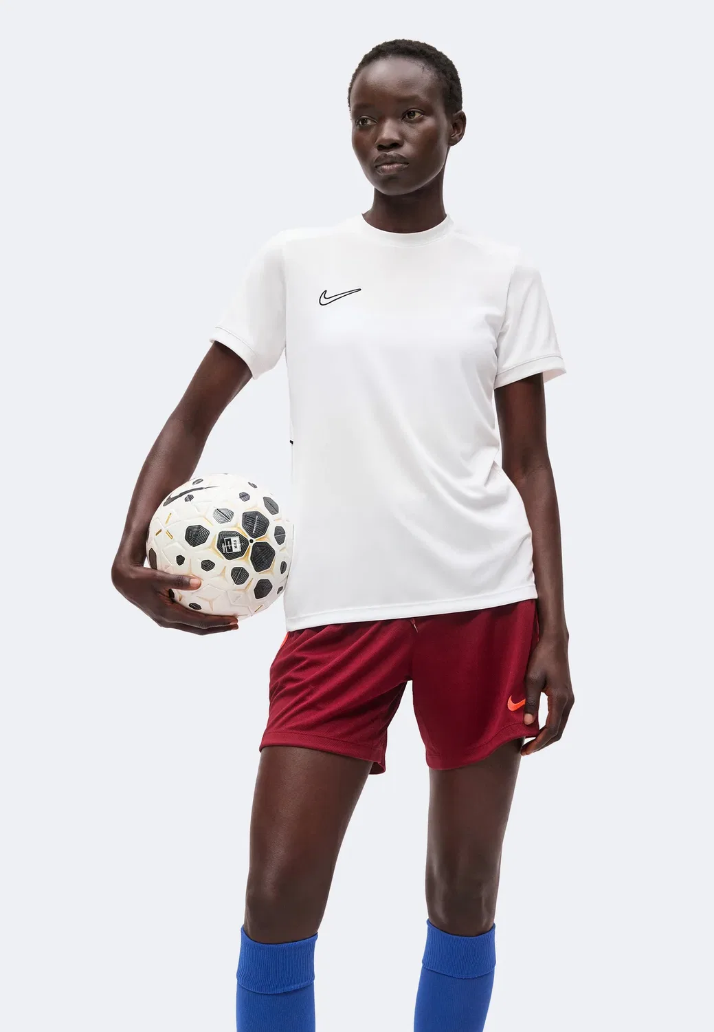 Женские футбольные шорты - спортивные шорты Nike Performance, Team Red/Bright Crimson — фото 4