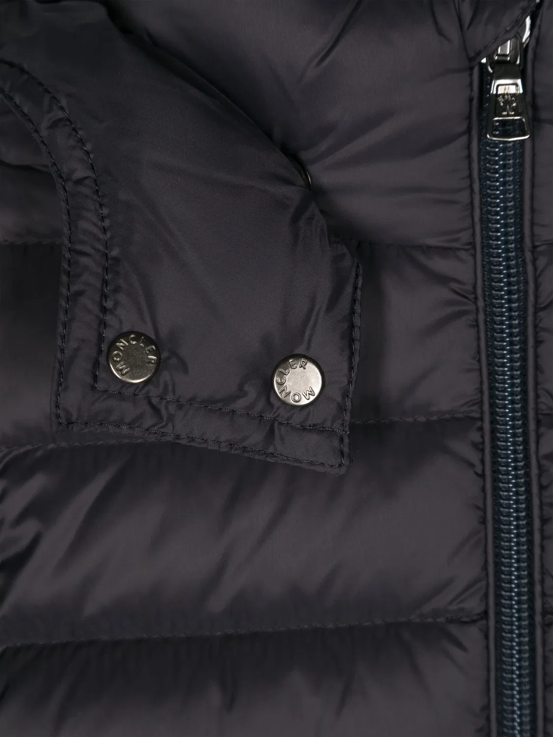 Пуховик с отстегивающимся капюшоном Moncler, темно-синий — фото 3