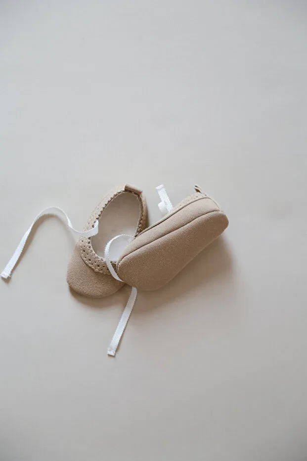 Детские балетки для девочек из замши Minik Adımlar Bebek, Beige — фото 4