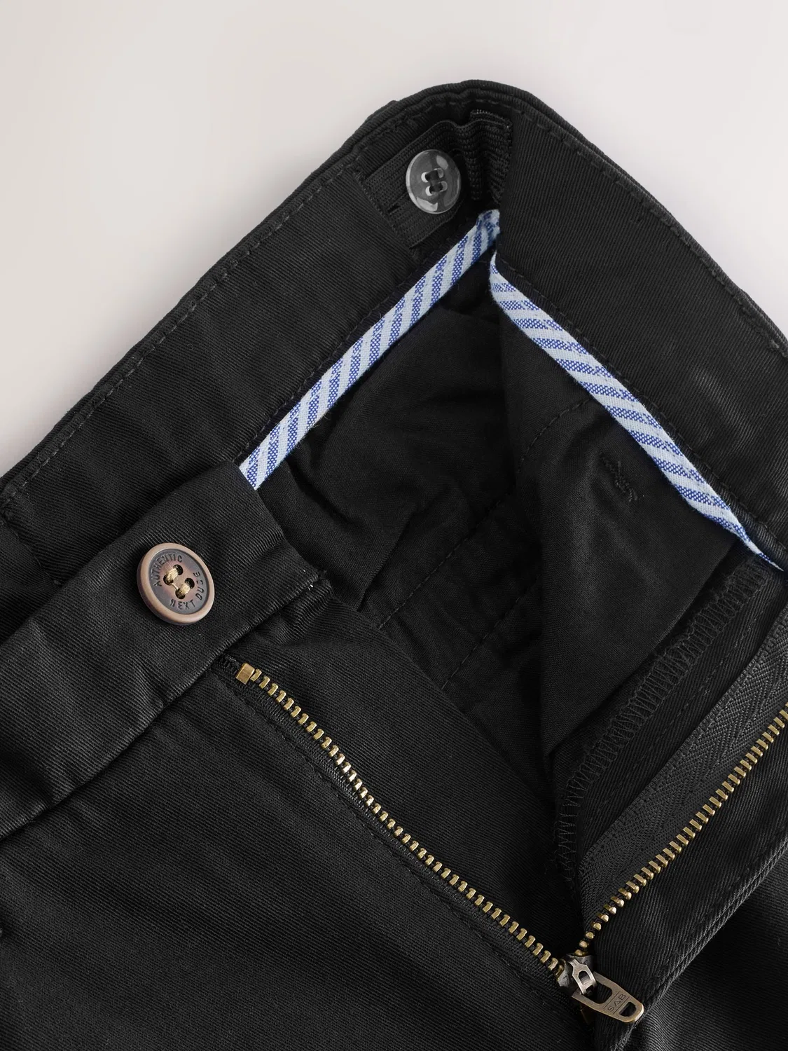 Чинос, широкий крой, Black Wide Fit Stretch Chino Trousers Next, черный — фото 4