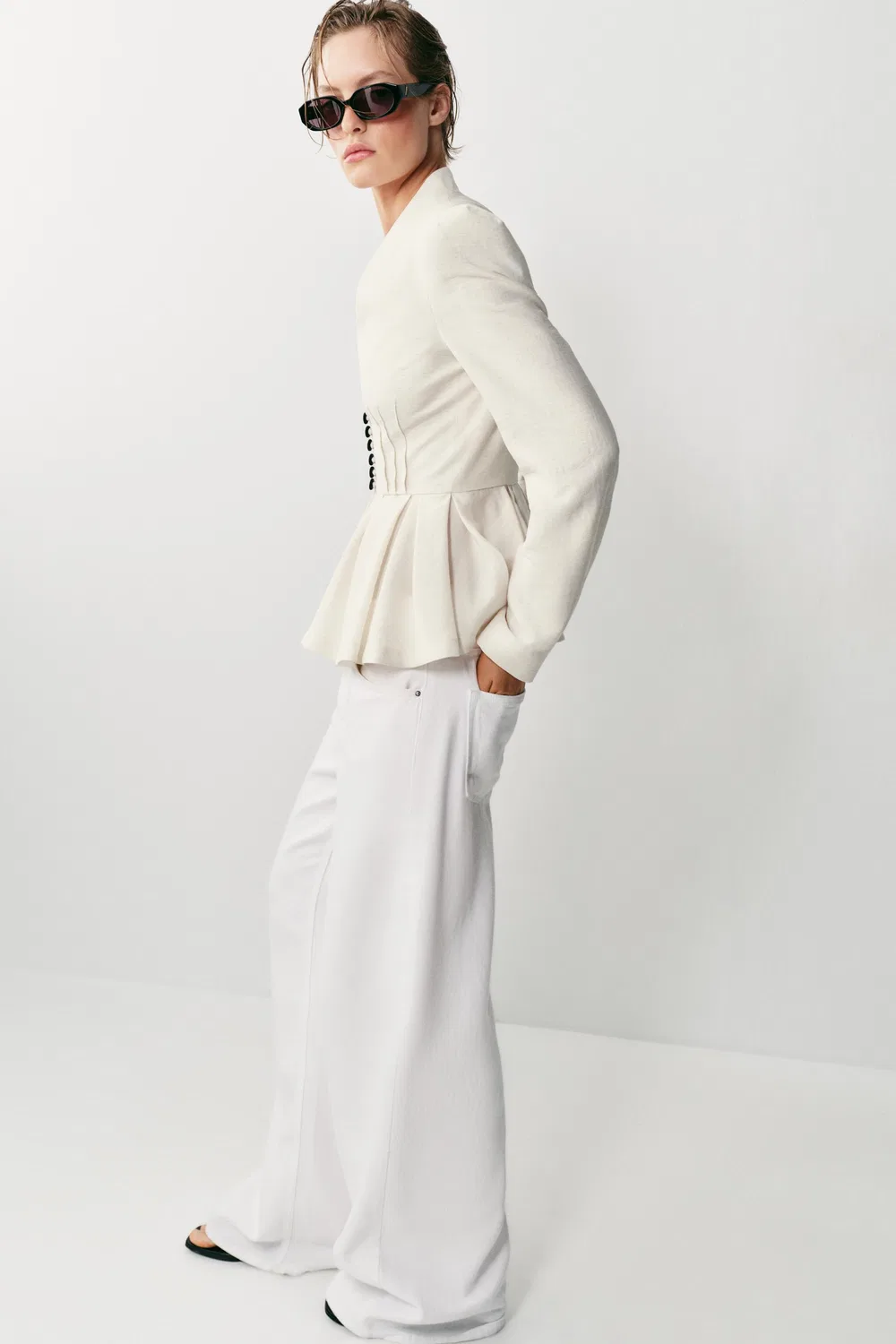 Приталенный пиджак с подплечниками ZARA, Light Beige — фото 4