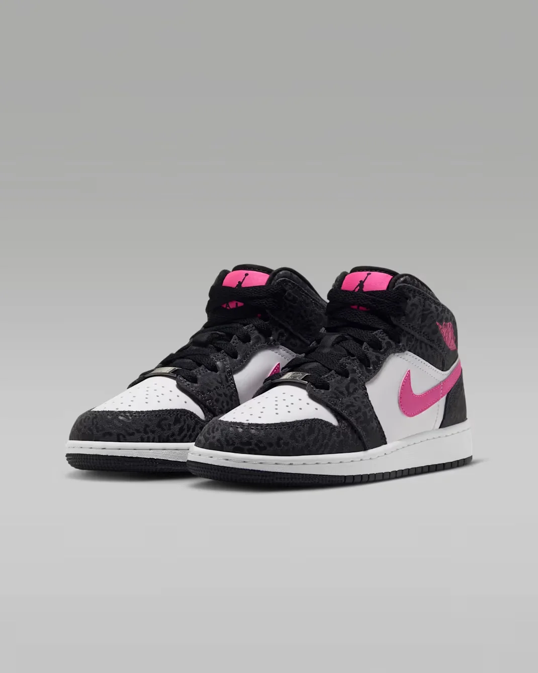 Кроссовки подростковые Nike Air Jordan 1 Mid SE, черный/розовый — фото 4
