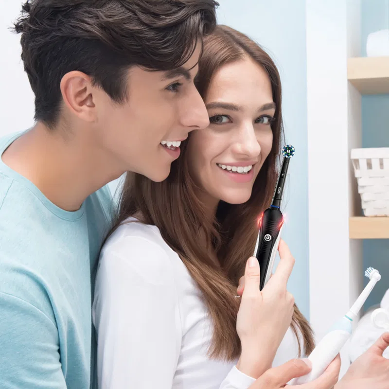 Электрическая зубная щетка Oral-B P3000, Pink — фото 4