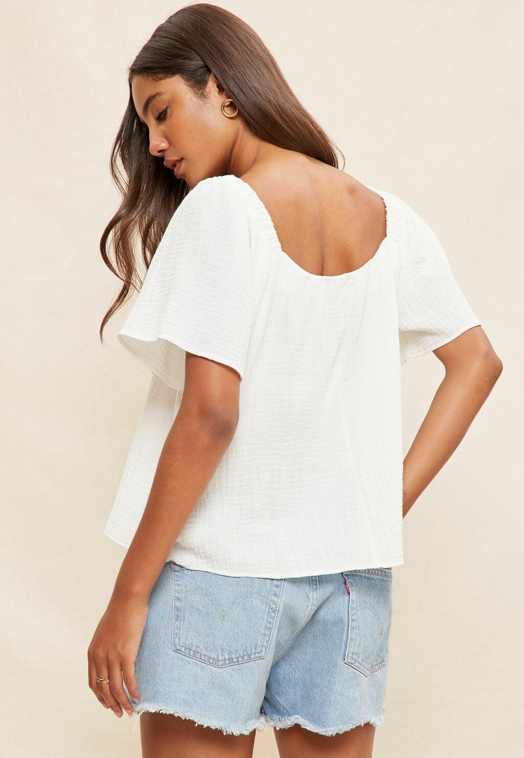 

Блуза BARDOT NECK FLUTTER SLEEVE REGULAR FIT Friends Like These, белый