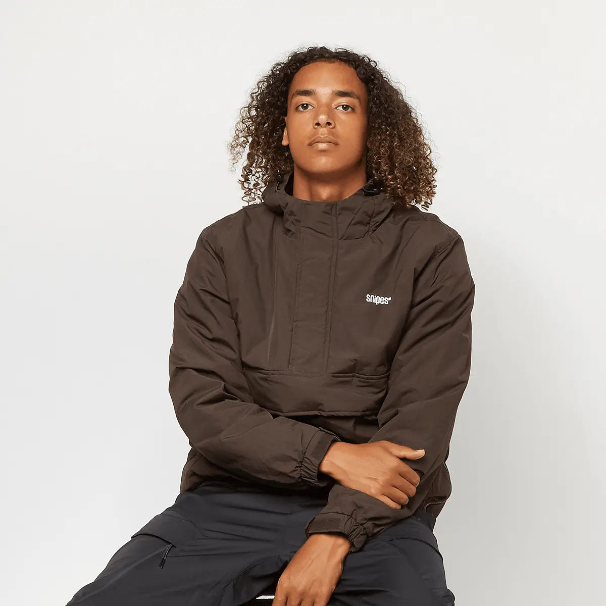 

Куртка SNIPES Small Logo Padded Windbreaker, коричневый/коричневый