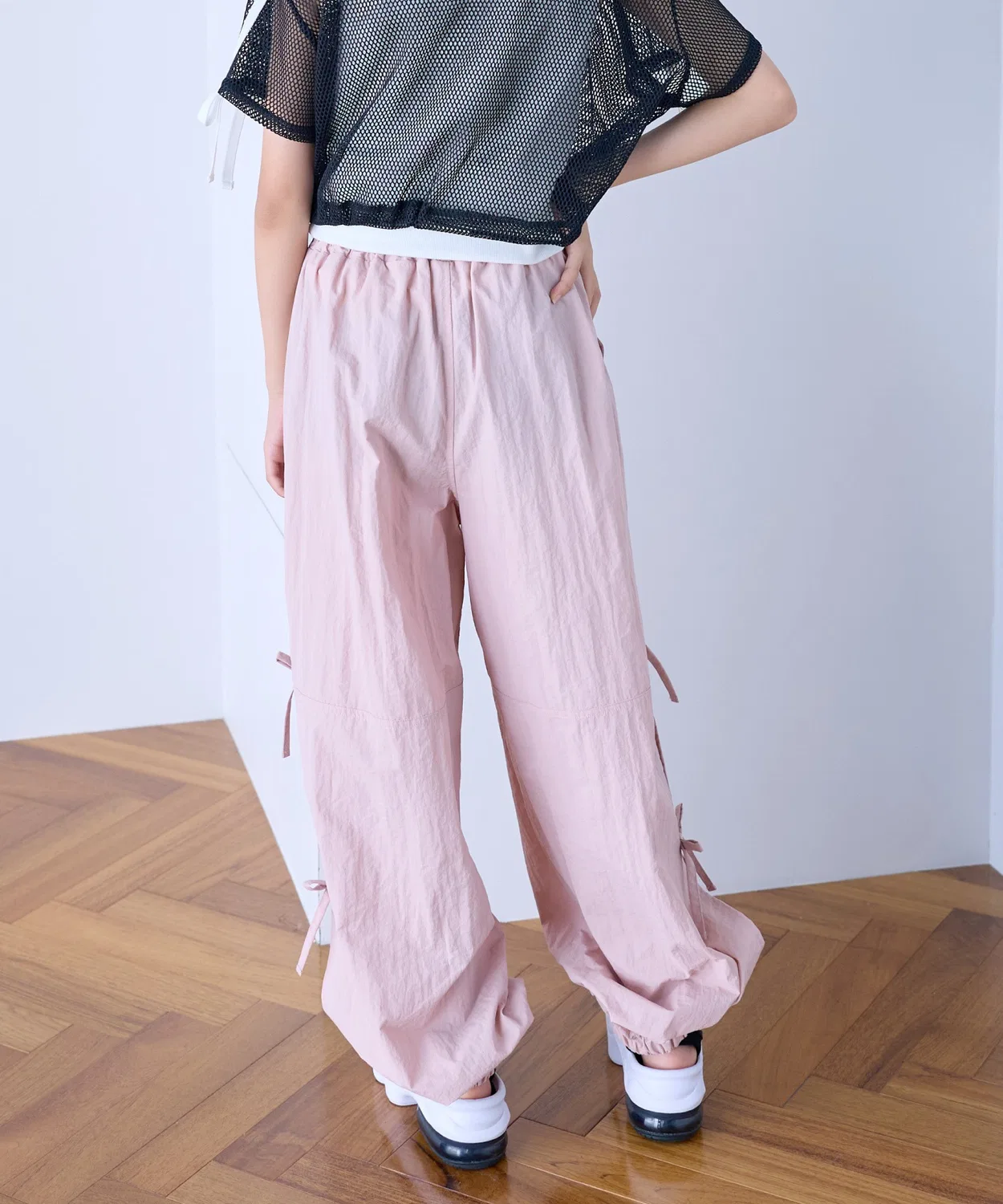 Детские карго-брюки с боковыми лентами, модель Side Ribbon BISKEE, Black — фото 4