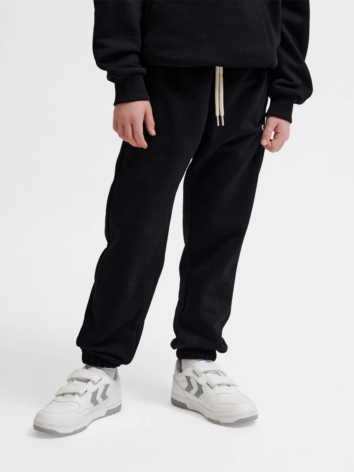 Детские свободные спортивные штаны Hummel, Цвет: Schwarz