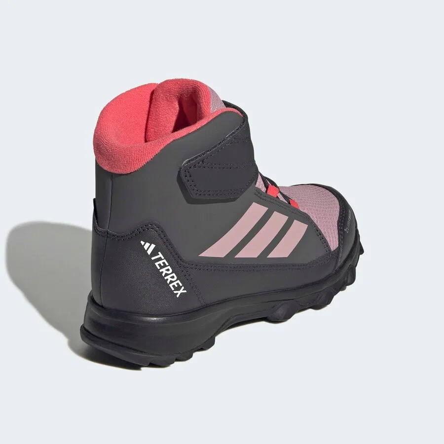 Ботинки ADIDAS TERREX 'Snow' в графитовом цвете — фото 3
