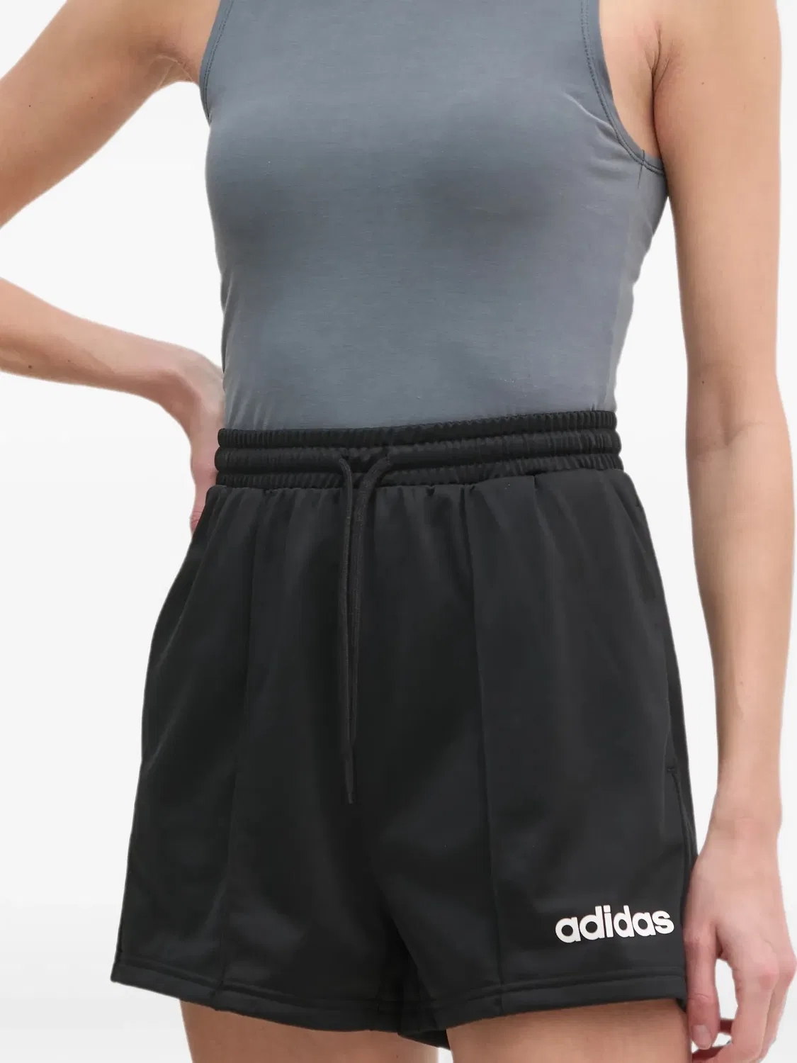 Комплект Linear S из топа и шортов с кулиской Adidas, черный — фото 4