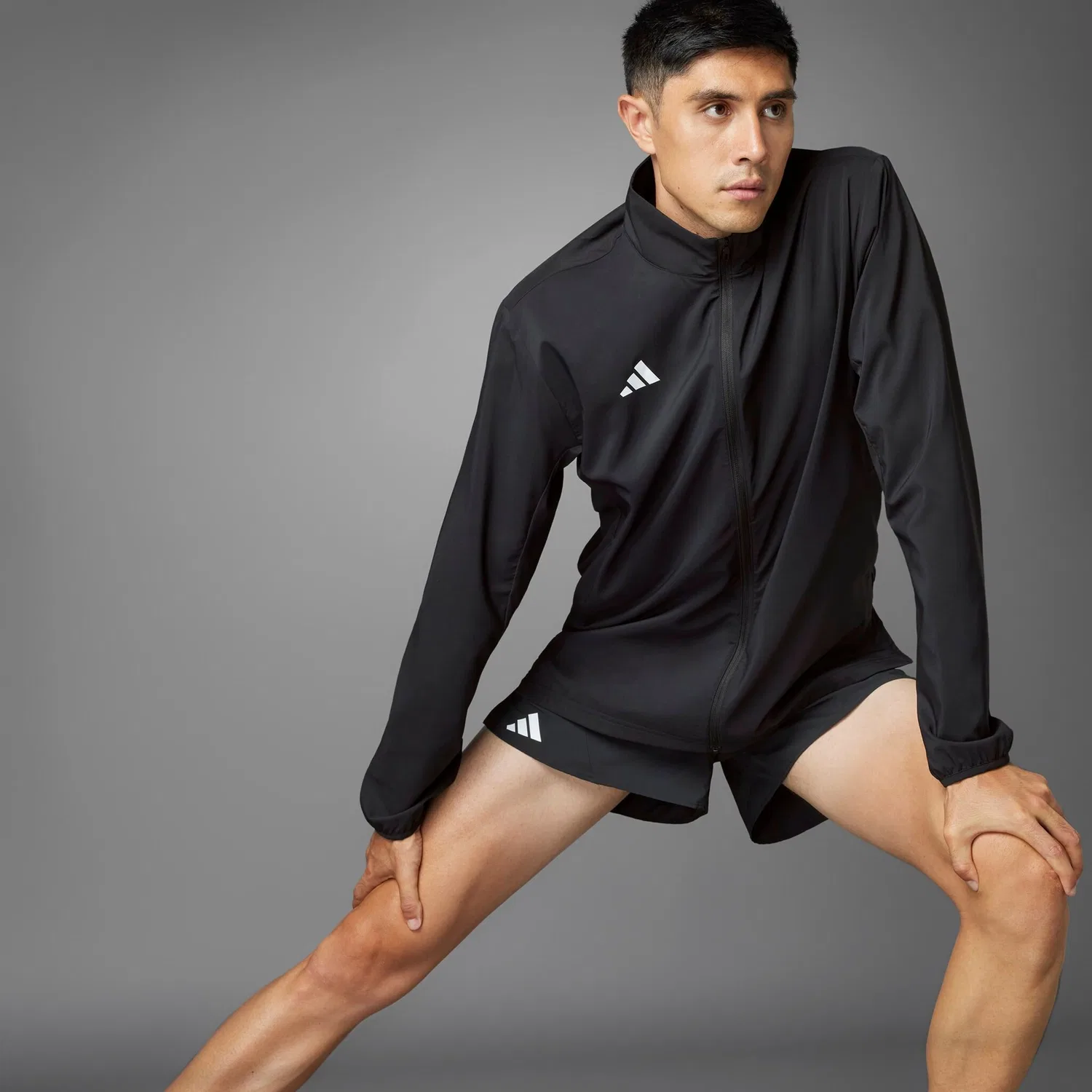 Мужская легкая беговая куртка с капюшоном Adizero E Adidas Performance, Black — фото 2