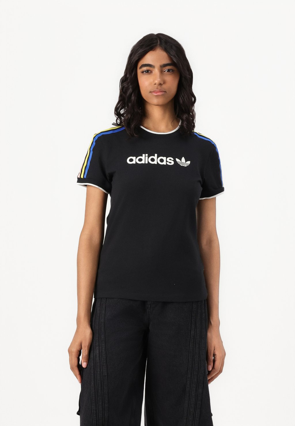 

Футболка с принтом LINEAR CALI TEE Adidas Originals, черный