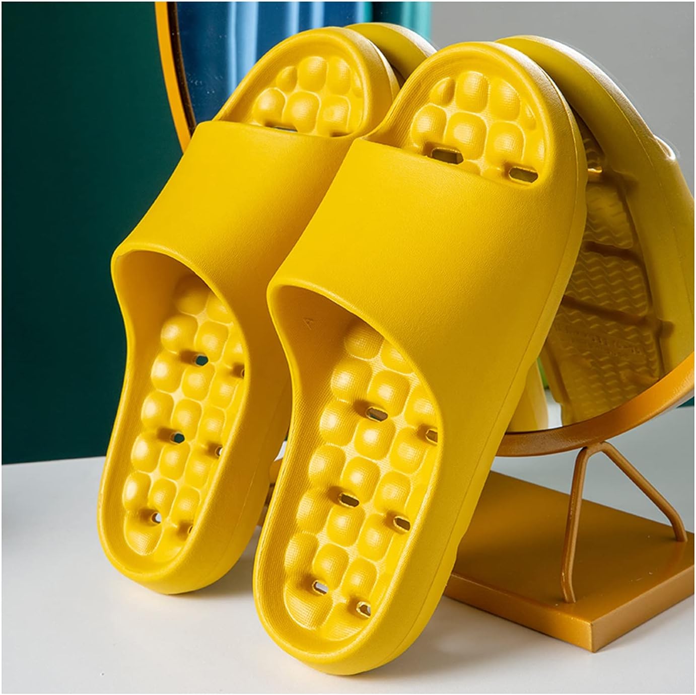 

Легкие тапочки Shark с мягкой подошвой из ЭВА, открытым носком, с дренажными отверстиями, быстросохнущие, для женщин и мужчин, нескользящие, летние сандалии (цвет: синий, размер: 40-41) Tomyeus