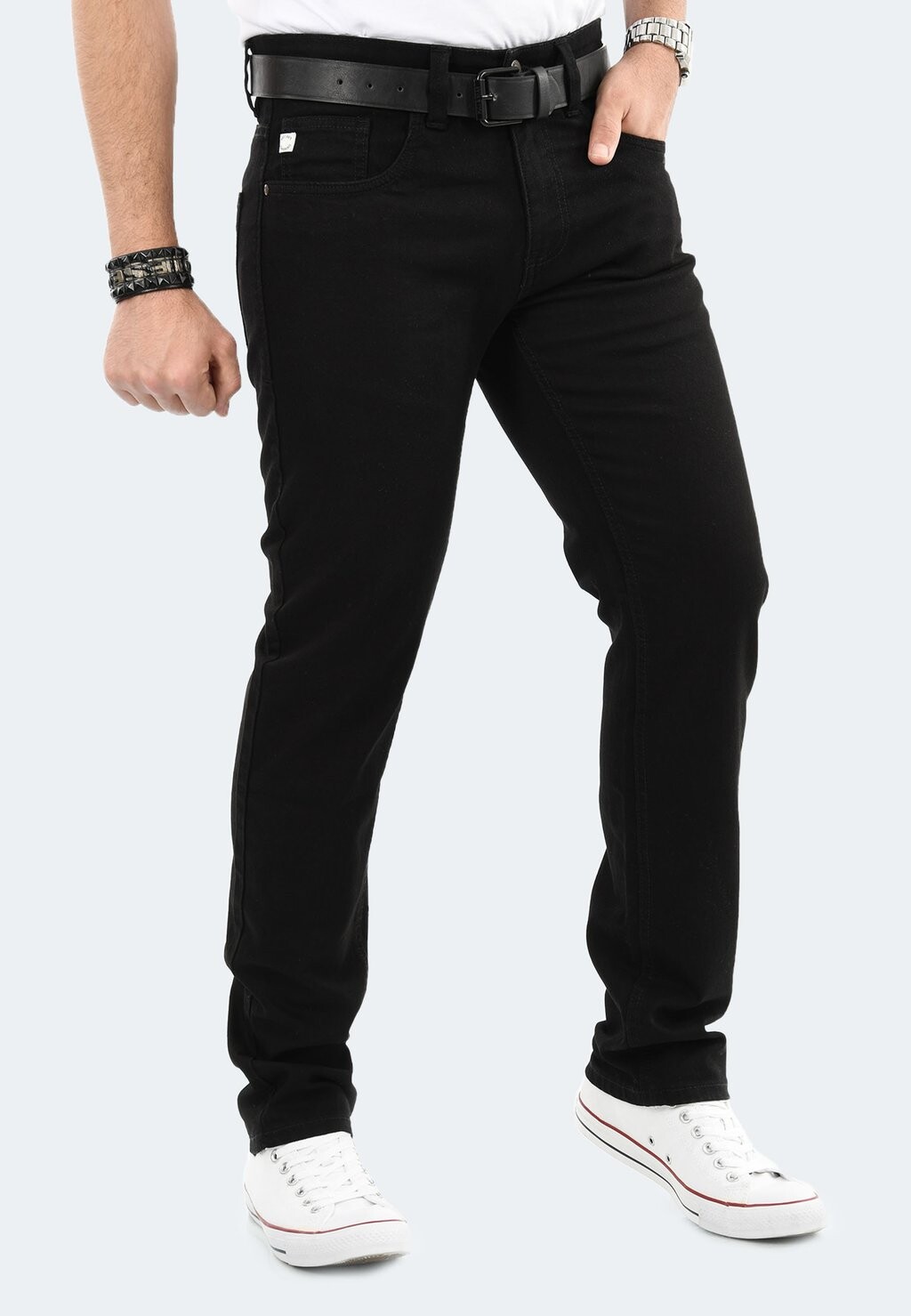 

Джинсы прямого кроя INDICODE JEANS, черный