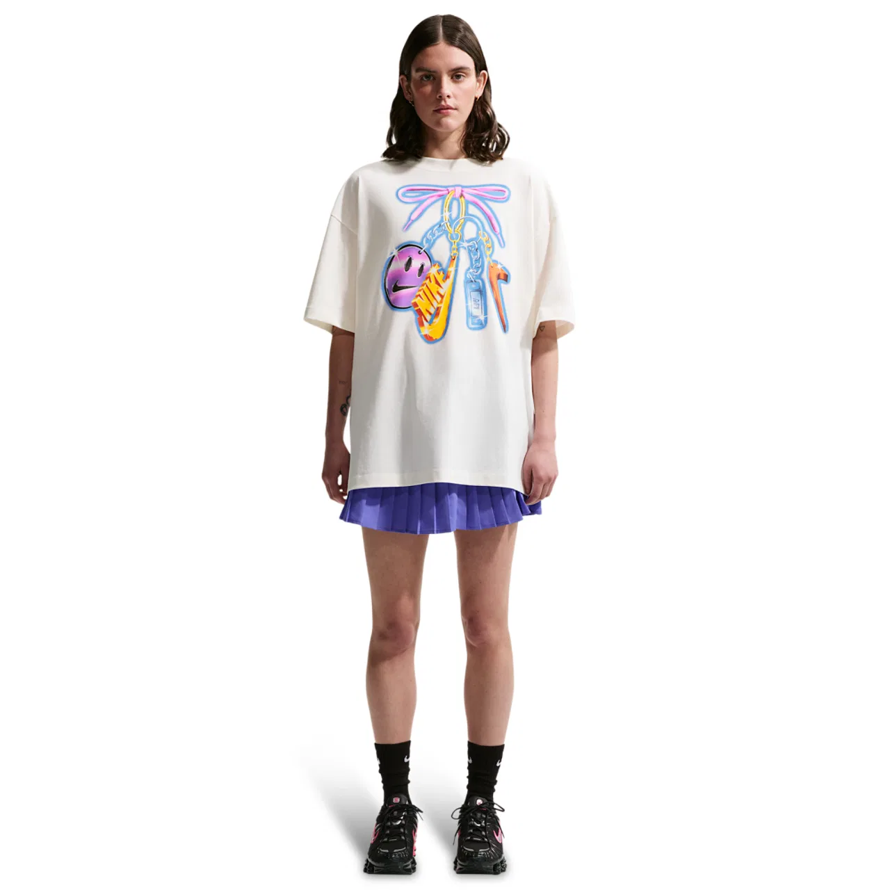 Женская футболка оверсайз с принтом Nike Classic Oversize Tee, Sail — фото 3