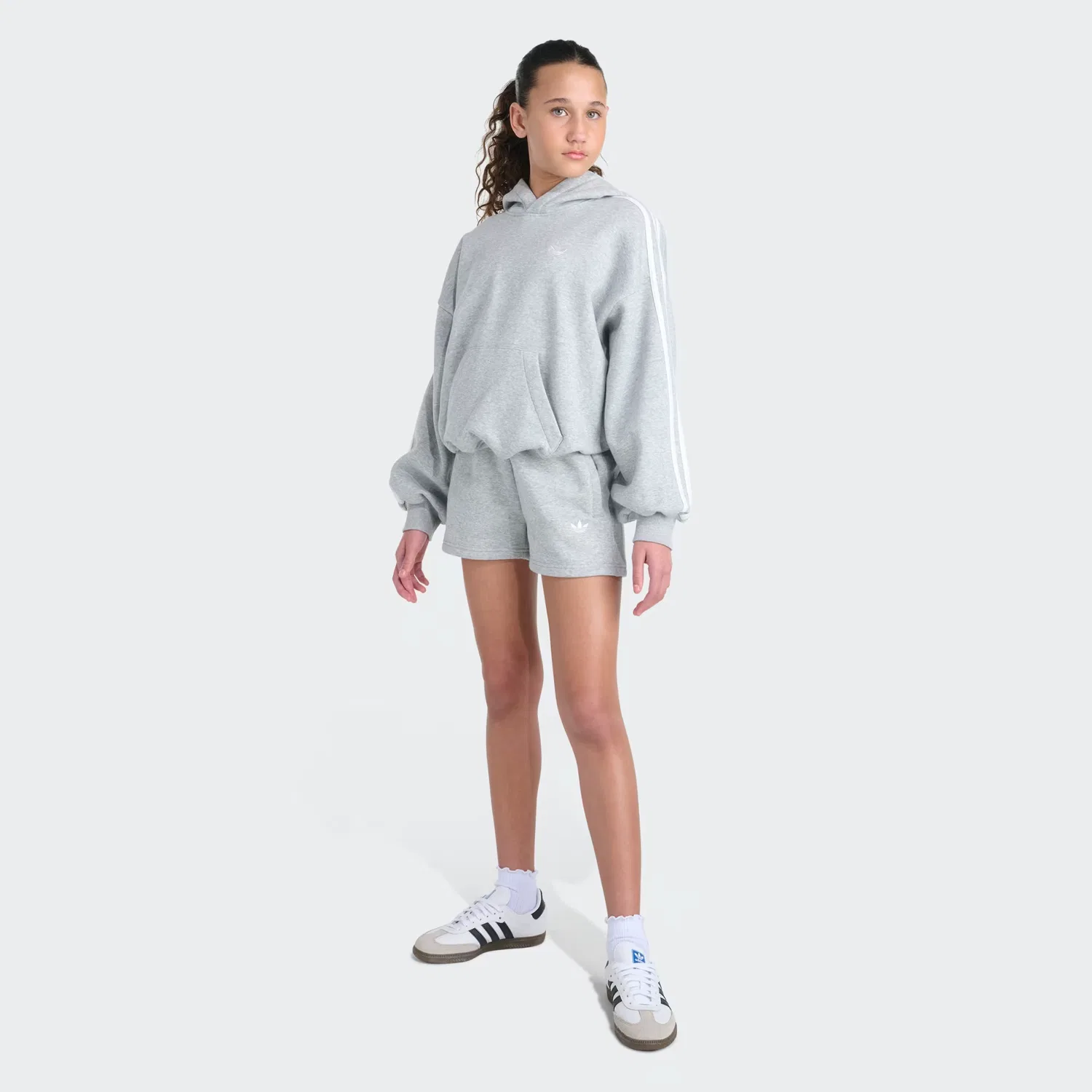 Детские флисовые шорты Essentials Adidas Originals, светло-серый меланж — фото 2