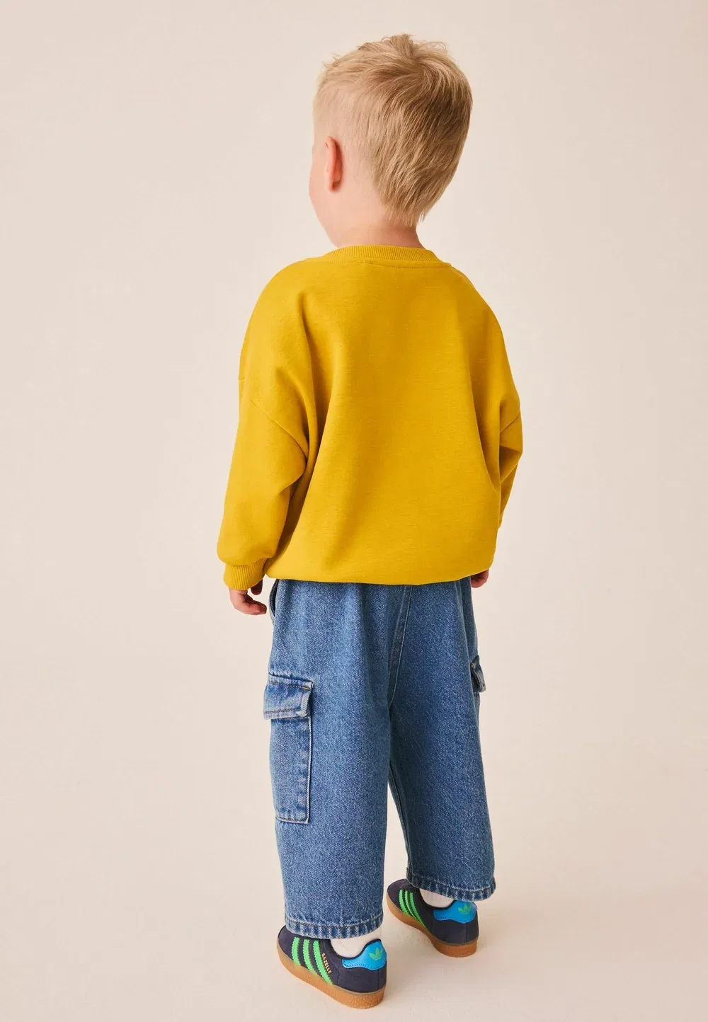 Свитшот с круглым вырезом и принтом, стандартного кроя Next, Ochre Yellow — фото 2
