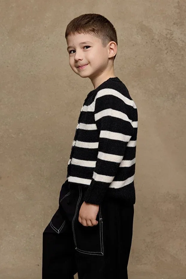 Детский вязаный кардиган в полоску Fahhar Kids, Black