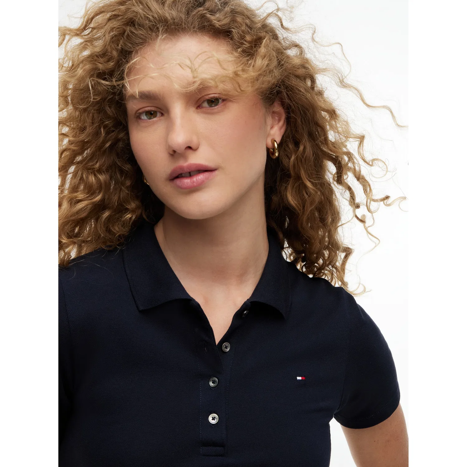 Женское поло приталенное 1985 SLIM PIQUE POLO SHORT SLEEVE Tommy Hilfiger, Desert Sky — фото 3