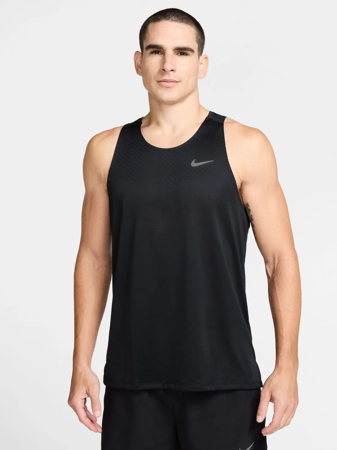 Жилет беговой Nike Stride Dri-FIT ADV, черный
