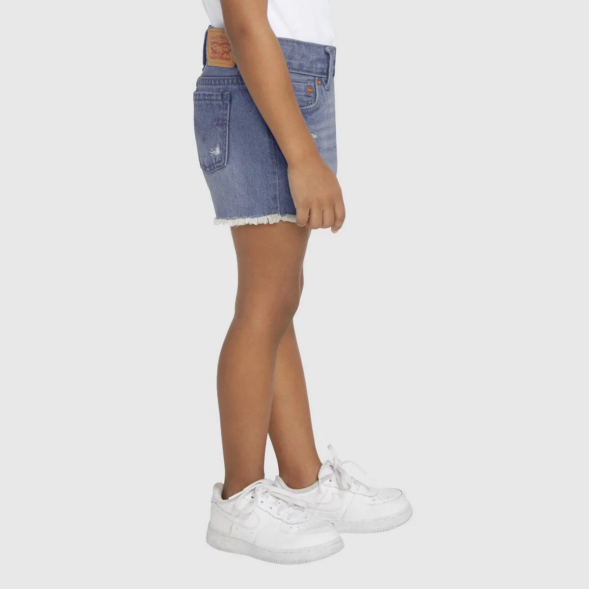 Короткие шорты для девочек 2-4 лет Levi's, Newport Beach - Medium Wash — фото 4