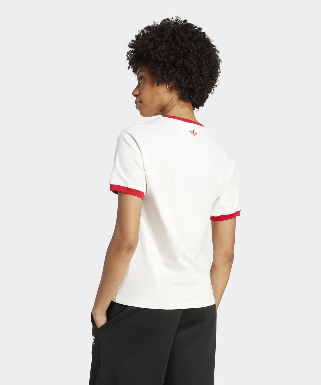 Женская футболка с кружевным принтом Retro Lions Regular Adidas Originals, White — фото 2
