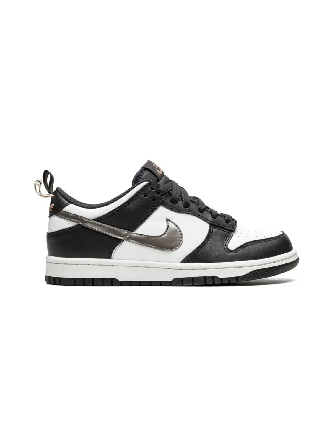 Nike Кроссовки Dunk Low "Черный/Белый/Металлик"