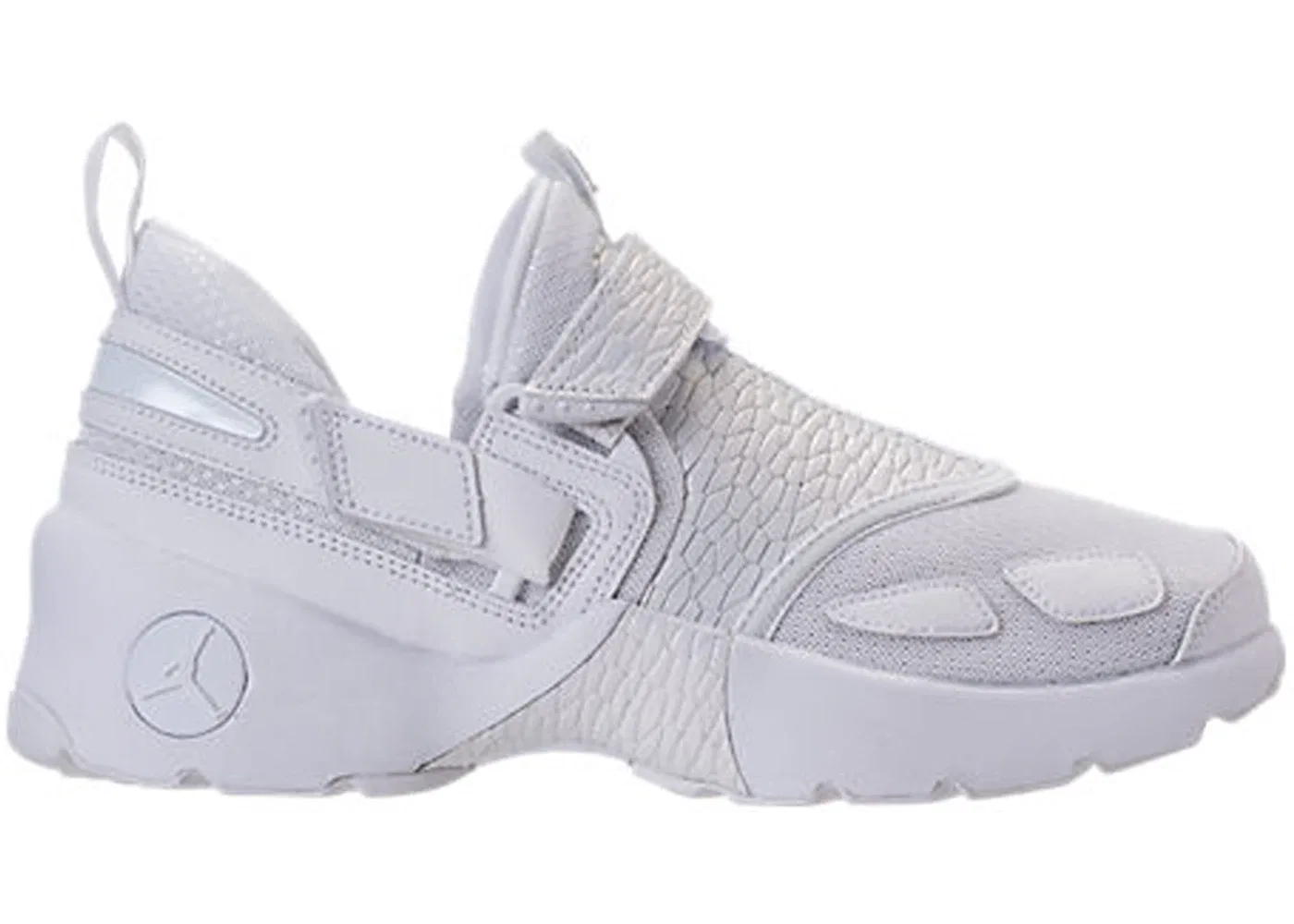 Детские кроссовки Lifestyle Jordan Trunner LX Jordan, White/Pure Platinum-White