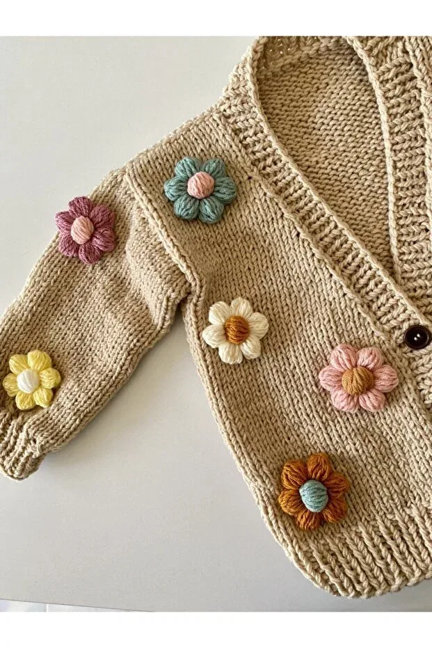 Детский кардиган для девочек с цветочным принтом Hand knitted daisy baby cardigan Hobihanem Tuhafiye, Nude — фото 2