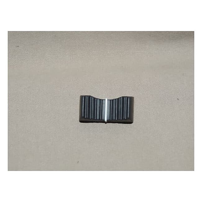 

Ползунок Yamaha с белой линией для Motif, S90XS, S70XS [Three Wave Music] Slider Knob with white line for Motif, S90XS, S70XS