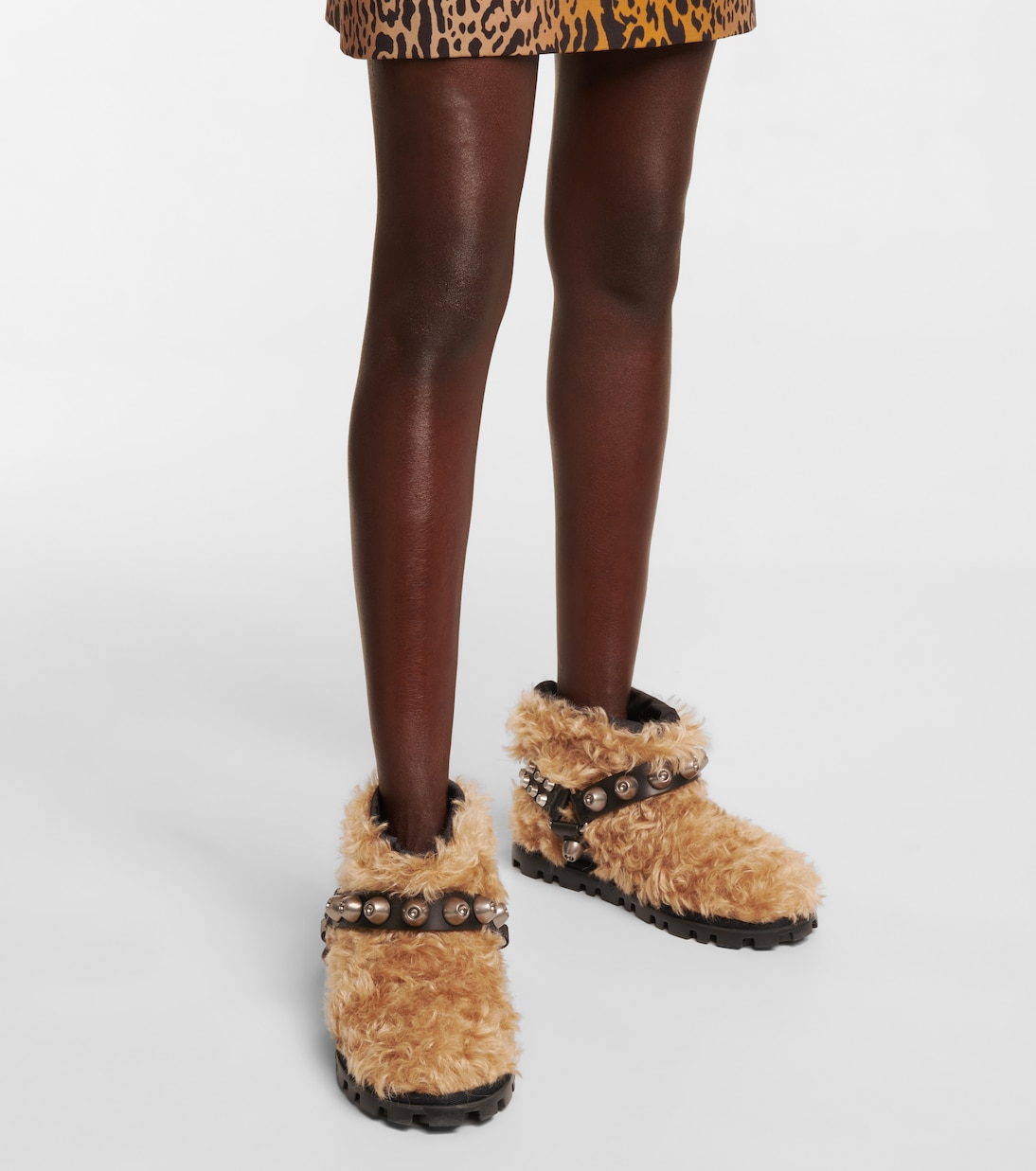 Ботильоны с заклепками и плюшевыми мишками Miu Miu, Camello — фото 4